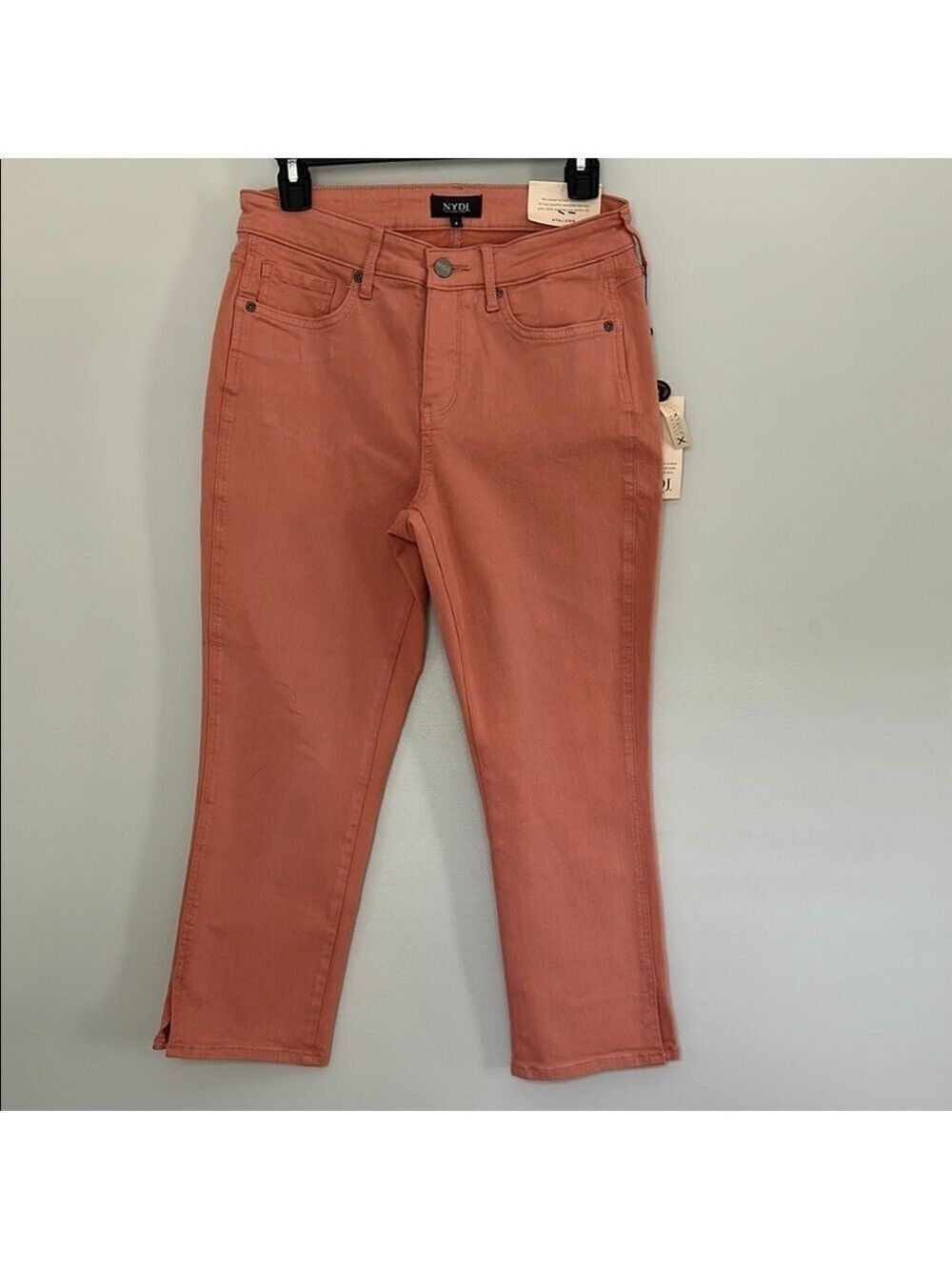 NWT NYDJ Chloe Capri Pants